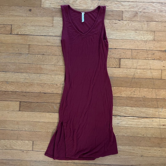 pinklicious Dresses & Skirts - Pinklicious Red Midi Bodycon Dress Size Small V Neck Burgundy Lightweight Summer